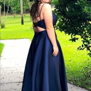 Ellie Wilde size 16 Navy Blue formal dress